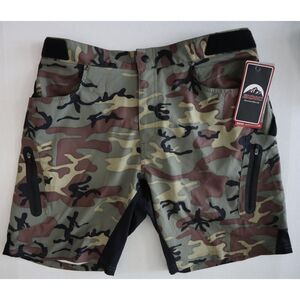 Zoic 1103E9CA Men's Sz XL Green Camo Black Zip Ether 9" Trail Rider Shorts